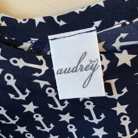 3/$15 Audrey 3+1 Anchor Top - Picture 4 of 7